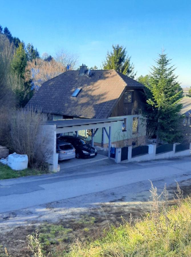 B&B Family Basement Apartment, Breakfast, Free Parking, 5Km From Tulln Chorherrn Экстерьер фото