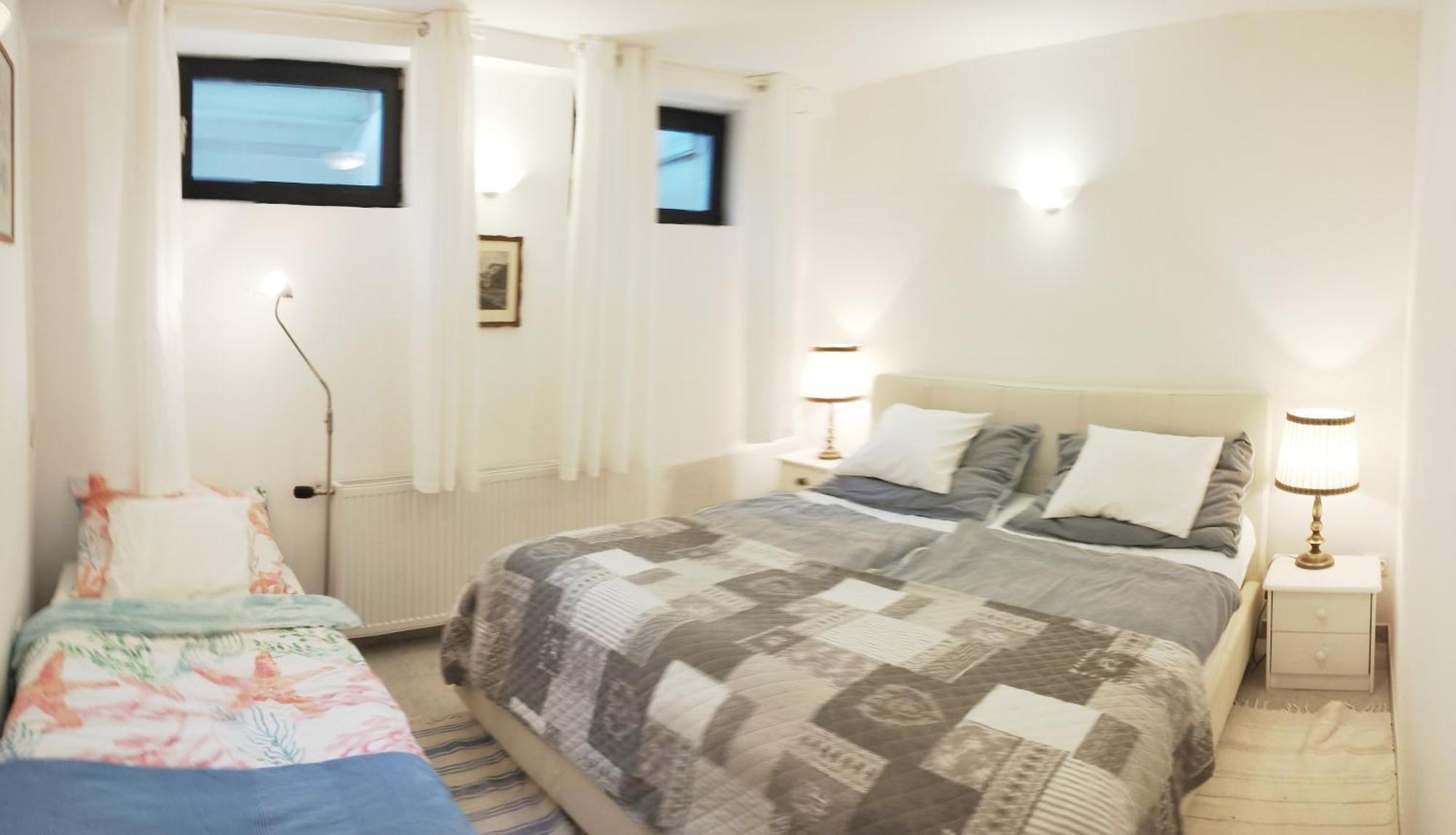 B&B Family Basement Apartment, Breakfast, Free Parking, 5Km From Tulln Chorherrn Экстерьер фото